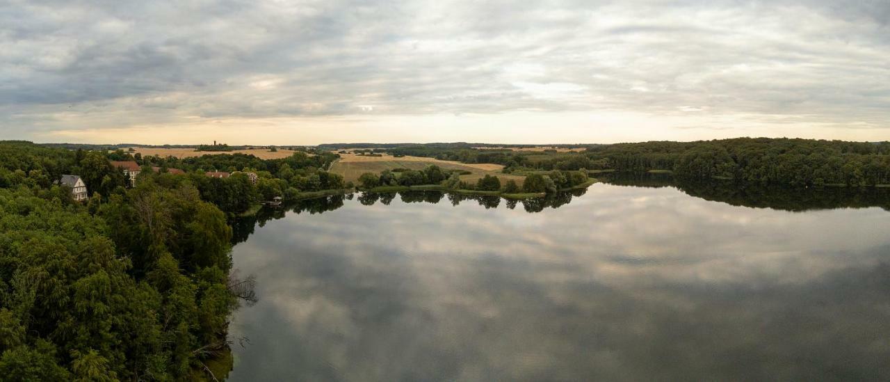 Fewo 1 Waren Mueritz - Haus Buchen Am Tiefwarensee - 1 Zi Extérieur photo